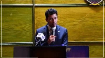 مستقبل جديد ينتظر الصرح التاريخي.. وزير الرياضة يبحث الفرص الاستثمارية وتطوير الأداء المالي لاستاد القاهرة 1